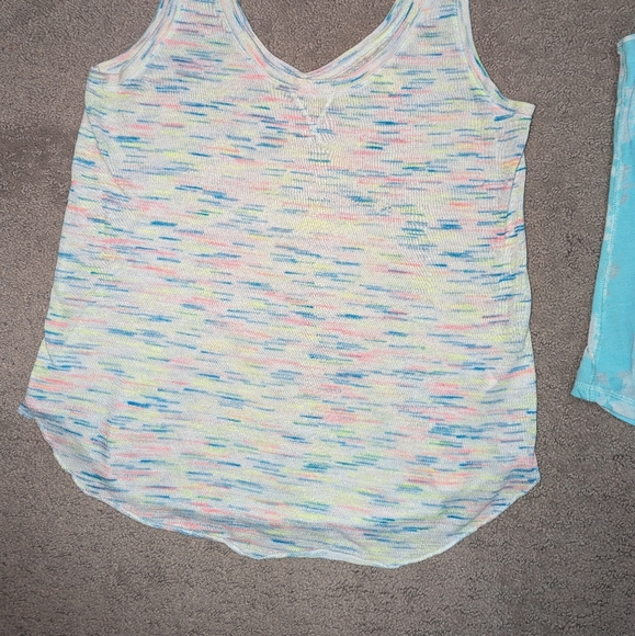 Bundle of 2 Tank Tops - Woman's Size Medium - Picture 2 of 3
